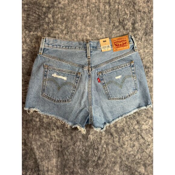 NWT Levi's 501 Distressed Shorts size 29 - Picture 2 of 2